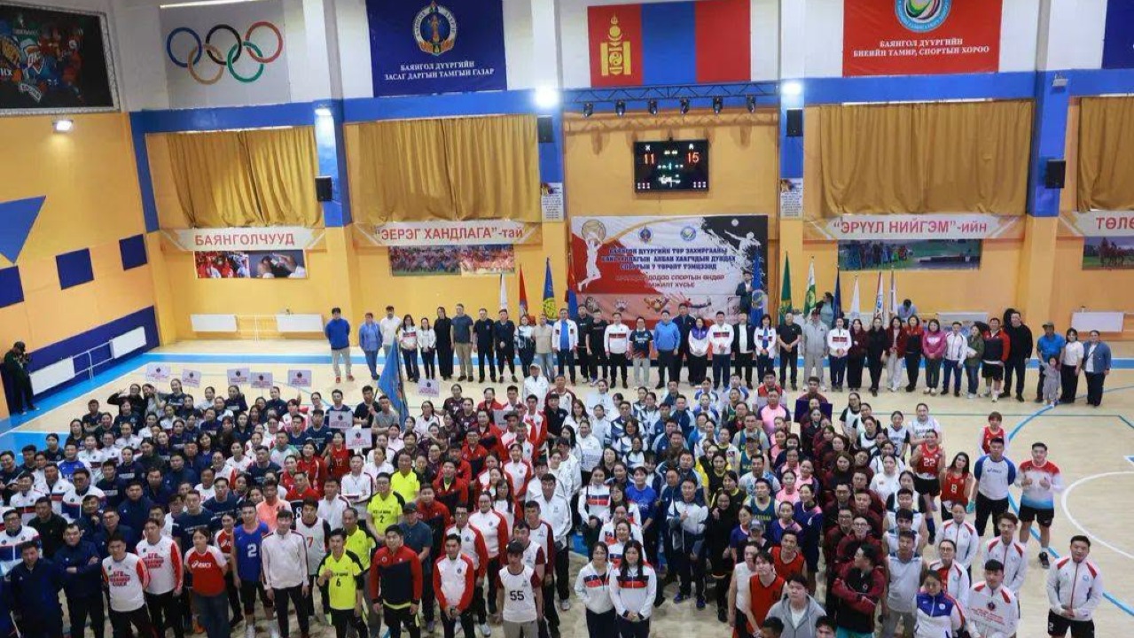 БАЯНГОЛ ДҮҮРГИЙН ТӨР ЗАХИРГААНЫ БАЙГУУЛЛАГУУДЫН АЛБА ХААГЧДЫН ДУНДАХ СПОРТЫН 7 ТӨРӨЛТ ТЭМЦЭЭНД АМЖИЛТТАЙ ОРОЛЦЛОО